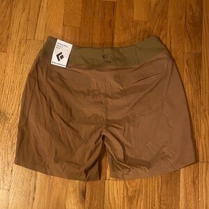 Black Diamond Women’s Technician Shorts in Dark Curry Size M NWT